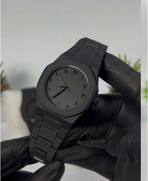 Black Aura Elegant Watch with Silicone Strap - Polygonal Black Dial, Lightweight Design